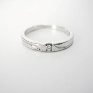 Nhẫn Kiểu kim cương vàng trắng